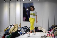 达州兼职模特试衣服(兼职做试衣模特好吗)