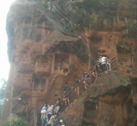 达州乐山旅游攻略(乐山旅游攻略自由行路线推荐)