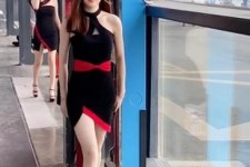 达州女孩为挣钱在学校兼职当模特的简单介绍