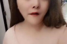 达州美院系花兼职死商务模特(美院系花兼职商务模特第2部一边看球一边玩)