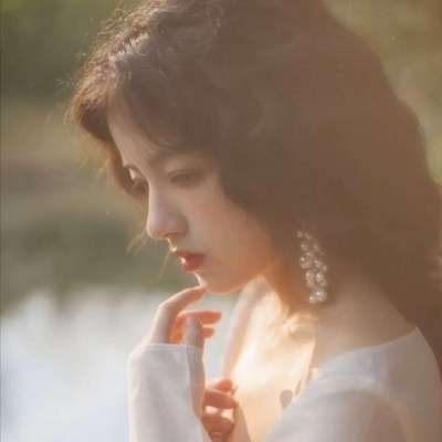 达州伴游女生雷花蕊的资料
