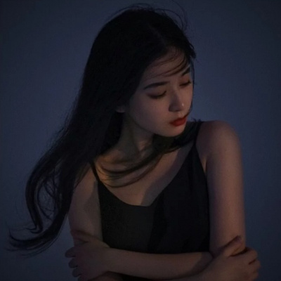 达州伴游女生谢悦悦的资料